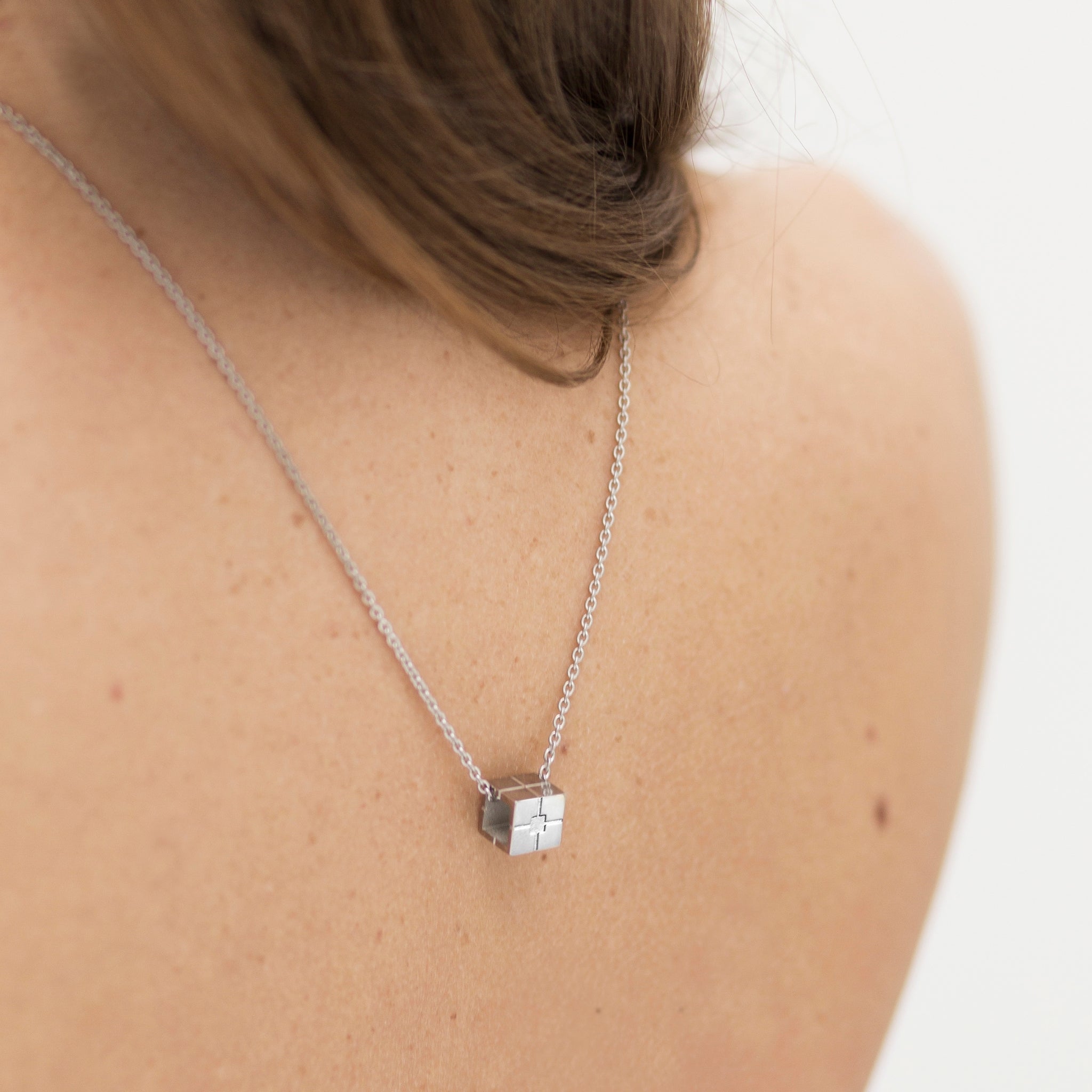 Anni necklace