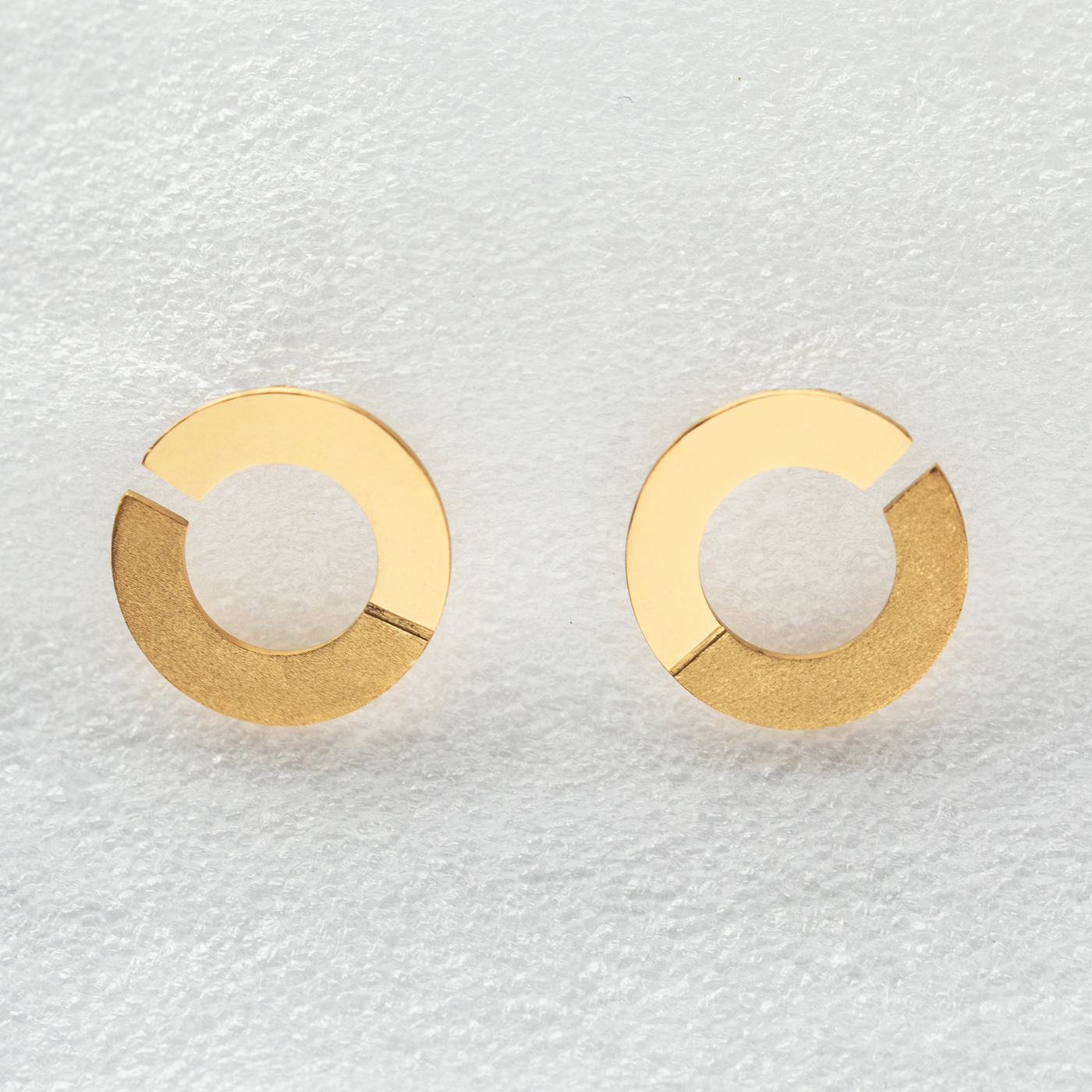 Grandes boucles d'oreilles H06