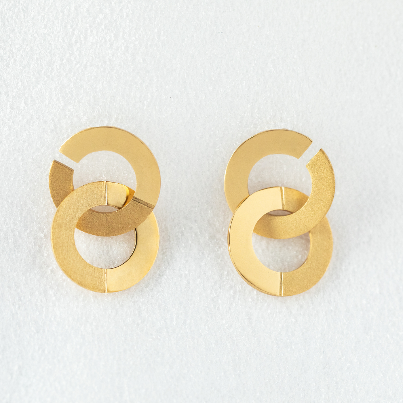 Grandes boucles d'oreilles H06